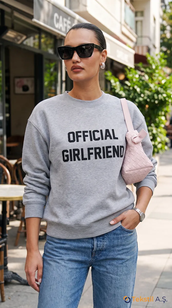 Bisiklet Yaka Klasik İki İplik Sweatshirt