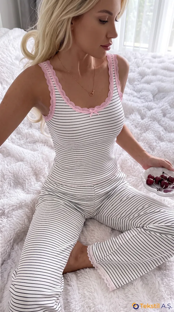 Dantel Detaylı Askılı Kaşkorse Şortlu Pijama Takımı Bej - Ev Giyim fason üretim